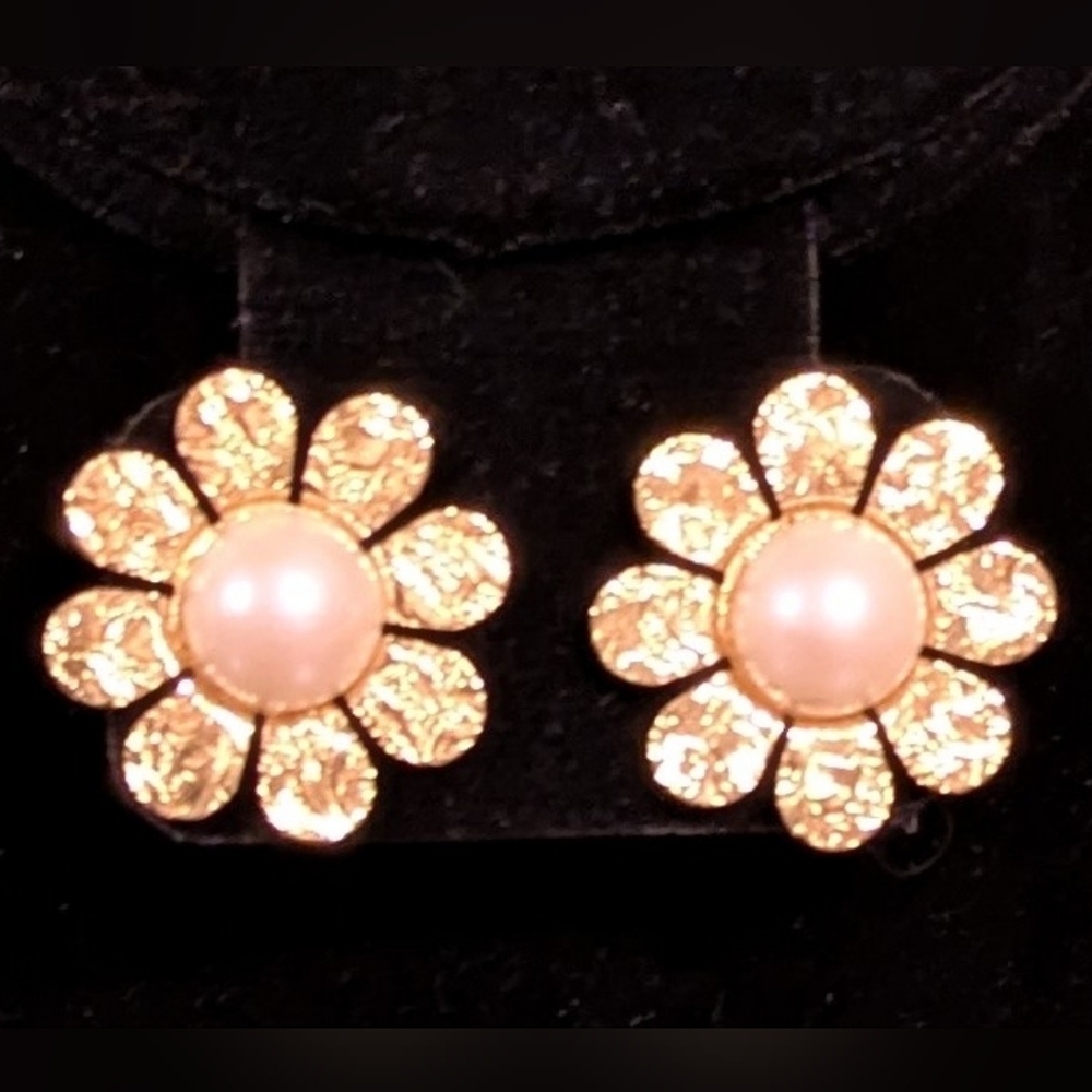 Vintage 1992 AVON Floral Expression Convertible Pierced Earrings